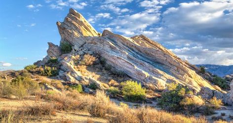 25 Best Things to Do in Santa Clarita, Southern California Six Flags Magic Mountain, Valencia California, Vasquez Rocks, Santa Clarita California, Magic Mountain, Lakes In California, Quotes Outdoors, Santa Clarita, Six Flags