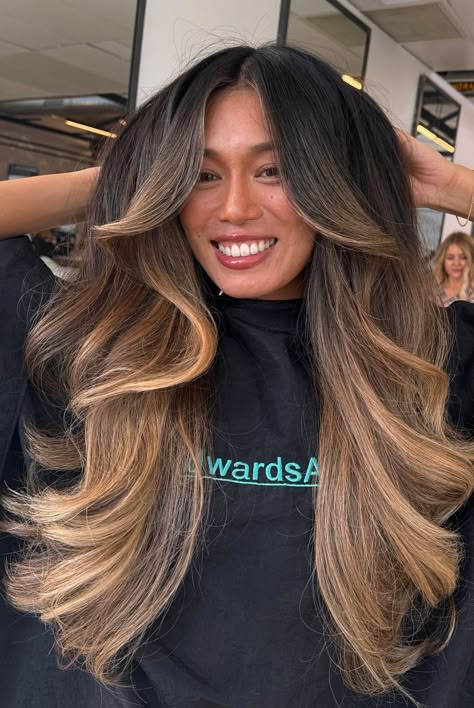 Adrienne Bailon Hair, Warm Balayage, Sun Kissed Hair, Bronde Balayage, Adrienne Bailon, Beachy Hair, Bronde Hair, Brunette Balayage, Brunette Hair With Highlights