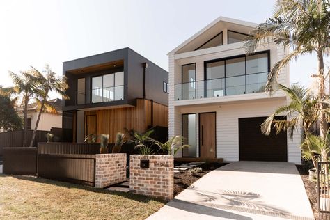 House Facades Australia, Dual Occupancy, Twin House, Duplex Floor Plans, Townhouse Exterior, Australia House, Bungalow Renovation, Duplex Design, Architecture Model House