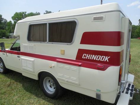 Chinook Camper, Toyota Chinook, Chinook Rv, Toyota Motorhome, Camping Vehicles, Mini Motorhome, Toyota Camper, Dream Camper, Camper Tops