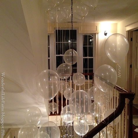 Great Gatsby New Years Eve Party, New Year’s Eve House Party, New Year’s Party Aesthetic, New Year’s Eve Party Decorations, New Year’s Eve Decor, New Years House Party, Nye Party Aesthetic, New Year’s Eve Decorations, Fancy New Years Eve Party