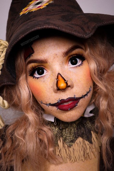 Scare Crow Costume Ideas, Dark Scarecrow Makeup, Cute Scarecrow Makeup For Kids, Pumpkin Scarecrow Makeup, Scarecrow Halloween Makeup Cute, Scare Crow Make Up For Women, Scarecrow Hair Ideas, Female Scarecrow Costume, Sam Halloween Makeup