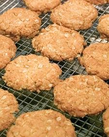 Anzac Biscuits from Martha Stewart Belvita Copycat Recipe, Anzac Cookies, Australian Recipes, Australia Party, Moms 60th, Spent Grain, Dried Apricot, Breakfast Cookie, Coconut Biscuits