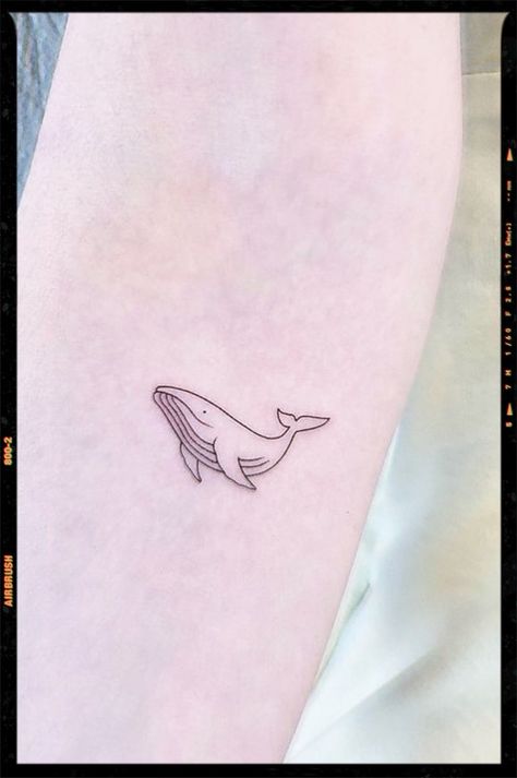 Humpback Whale Tattoo Simple, Whale 52 Tattoo, Wale Tattoos Minimalist, Cute Whale Tattoo, Bts Whale Tattoo, Tiny Whale Tattoo, Simple Whale Tattoo, Small Whale Tattoo, Whale Tale Tattoo