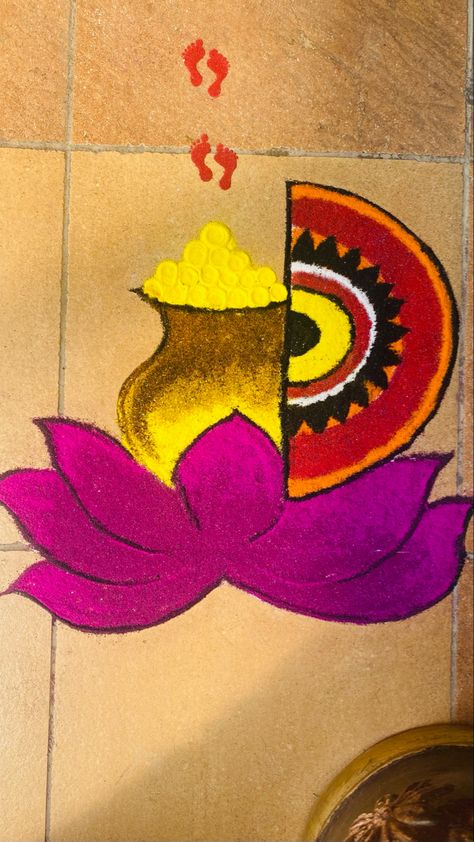 Ragoli Color Design Dhanteras, Sathiya Design Rangoli Easy, Dhanteras Rangoli Ideas Easy, Dhanatrayodashi Rangoli, Diwali Rangoli Aesthetic, Diwali Rangoli Easy Designs, Rangoli For Dhanteras Simple, Dhanteras Rangoli Ideas, Dhantares Rangoli