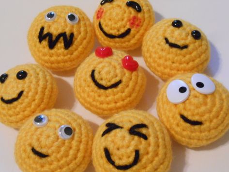 A Pocketful of Sunshine – Free Crochet Emoji Amigurumi Pattern – Yarnfully Yours Crochet Emotions, Crochet Emoji, Pocketful Of Sunshine, Emoji Patterns, Crochet Keychain Pattern, Lamb Decorations, Crochet Christmas Trees, Hand Crochet Baby Blanket, Crochet Keychain