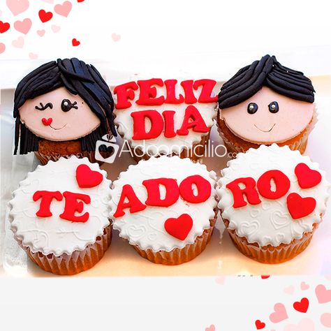 Cupcakes San Valentin, Cupcakes San Valentin Fondant, Cupcakes Amor, Deco Cupcake, Free Printable Banner Letters, Printable Banner Letters, Free Printable Banner, Valentine Day Cupcakes, Cupcakes Decorados