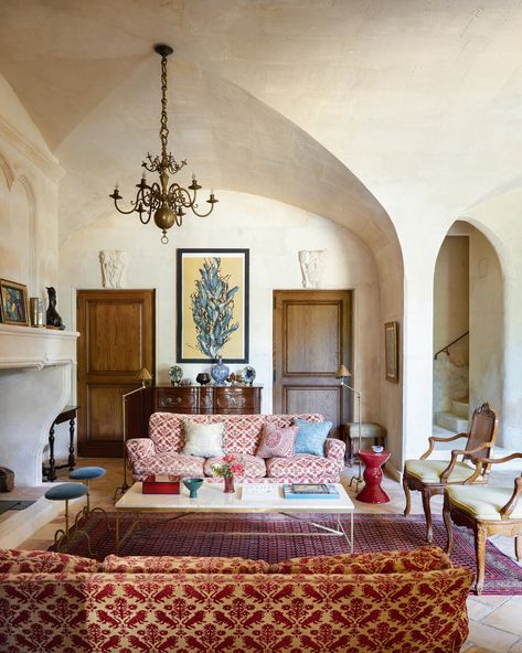 Stylish Living Room Ideas, Provence House, Stone Farmhouse, Paint And Paper Library, Furniture Placement, London House, Old Cottage, Inviting Home, Stylish Living Room