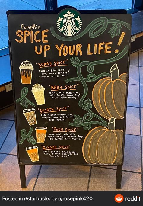 Pumpkin Spice Chalkboard Art, Starbucks Crafts, Fall Coffee Recipes, Vanilla Frappuccino, Pumpkin Spice Frappuccino, Iced Pumpkin Spice Latte, Starbucks Fall Drinks, Coffee Orders, Starbucks Art