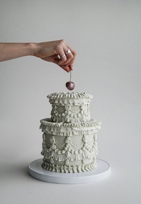 Vintage Pasta, Sugar Flowers Cake, Small Wedding Cakes, Modern Cakes, Tiered Cake, Cool Wedding Cakes, Pretty Birthday Cakes, Wedding Cake Inspiration, Small Cake