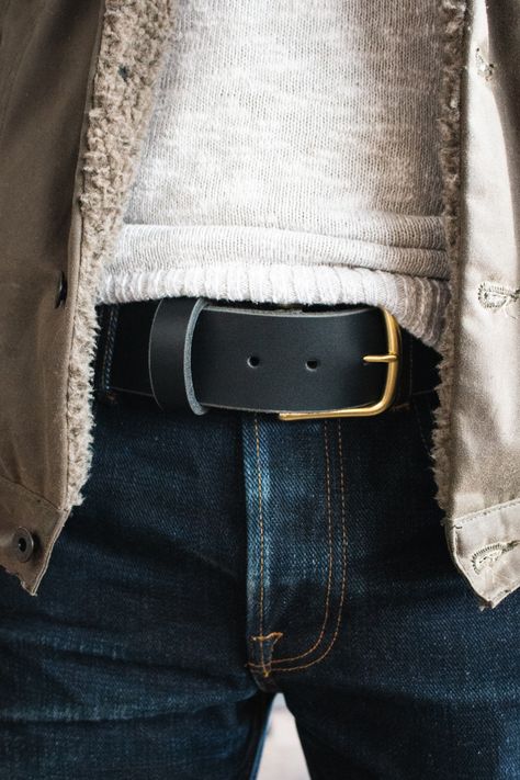 Nicks leather work belts are built from the thickest, heavy duty leather. Made from solid brass hardware and USA tanned leather. Leather Belt Crafts, Handmade Leather Belts, Handmade Boots, Work Belt, Handmade Leather Belt, Handmade Boot, American Leather, Heritage Fashion, Leather Work