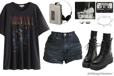 Tumblr Aesthetic 2014 Outfit, Goth Outfit With Shorts, Dark Grunge Outfits Gothic, 2010 Grunge Outfits, Comfy Grunge Outfits Summer, Grunge Simple Outfits, 90s Grunge Outfits Women, Emo Outfits Polyvore, Emo Outfits Summer