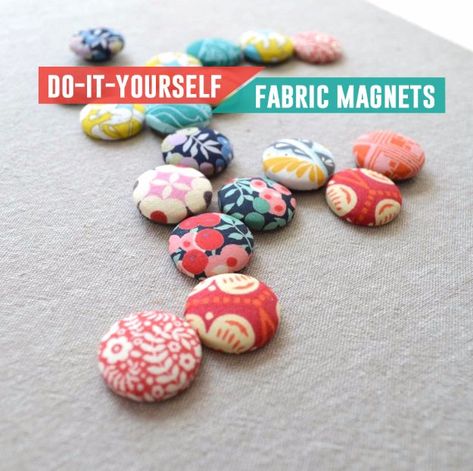 Cool Crafts You Can Make With Fabric Scraps - DIY Fabric Scrap Magnet - Creative DIY Sewing Projects and Things to Do With Leftover Fabric and Even Old Clothes That Are Too Small - Ideas, Tutorials and Patterns http://diyjoy.com/diy-crafts-leftover-fabric-scraps Fabric Magnets, Reuse Fabric, Scrap Fabric Crafts, Scrap Fabric Projects, Costura Diy, Scrap Material, Small Sewing Projects, Leftover Fabric, Creation Couture