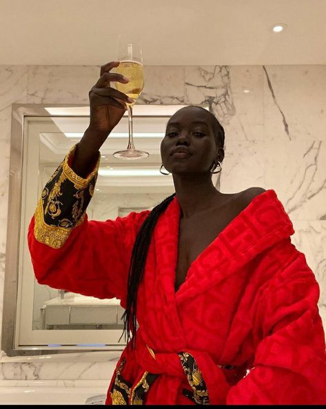 Black girl luxury Adut Aketch Black girl luxury aesthetic Red Versace robe. Black Woman Luxury Aesthetic, Black Girls Luxury Lifestyle, Aesthetic Light, Rich Girl Aesthetic, Rich Girl Lifestyle, Black Femininity, Luxury Lifestyle Dreams, Model Aesthetic, Luxury Aesthetic