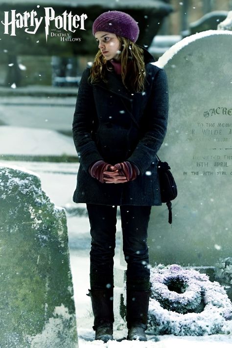 Hermione Granger Style, Hermione Granger Outfits, Hermione Granger Aesthetic, Ron Weasley Hermione Granger, Weasley Harry Potter, Emma Watson Harry Potter, Emma Watson Pics, Harry Potter Outfits, Harry Potter Hermione