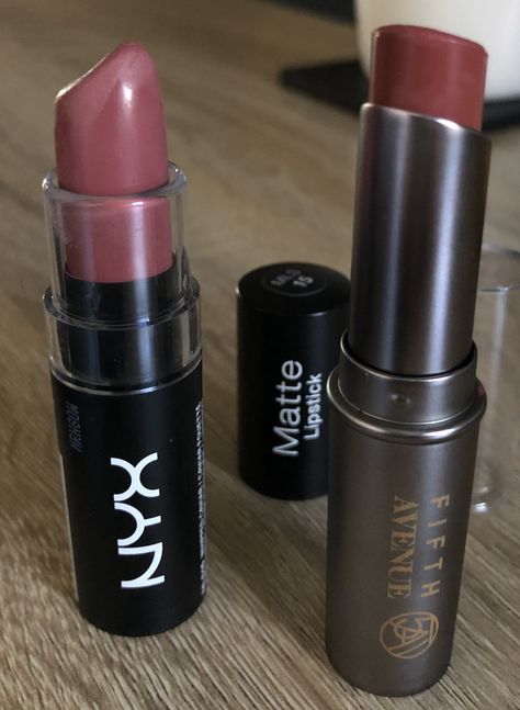 Nyx Whipped Caviar, Lip Ideas, Highlighting Contouring, Two Faced, Makeup Lips, Lip Swatches, Lipstick Gloss, Beauty Storage, Lipstick Color