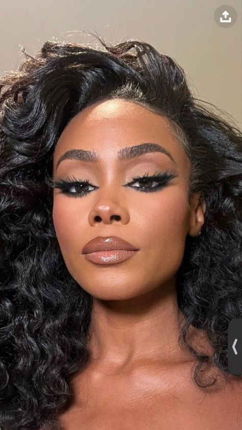 New Year’s Eve Makeup Look Black Women, Vintage Hollywood Makeup Looks, Dramatic Dark Eye Makeup, Brown Glam Makeup Black Women, Hollywood Makeup Black Women, Black Eyeshadow Looks Prom, Elegant Makeup Looks Classy Black Women, Brown Eyeshadow Black Women, Soft Glam Black Women Makeup