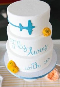 Cake For Travel Lovers, Travel Wedding Cake, Aviation Wedding, Travel Themed Wedding, Travel Cake, Travel Party Theme, Wedding Cake Ideas, Themed Wedding Cakes, Travel Theme Wedding