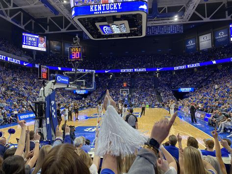 Basketball Game Aesthetic, First Basketball Game, Rupp Arena, Basketball Aesthetic, Game Aesthetic, Uk Basketball, Kentucky Basketball, Uk Football, Dream College