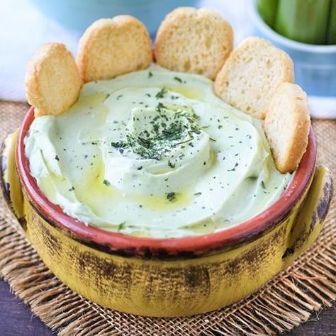 Avocado Cream Cheese, Bread Dipping Oil Recipe, Pumpkin Spice Latte Cupcakes, Avocado Dip Recipe, Dairy Free Appetizers, Cream Cheese Recipes Dip, Cheese Dip Recipe, Cream Cheese Dip, Sour Cream Dip