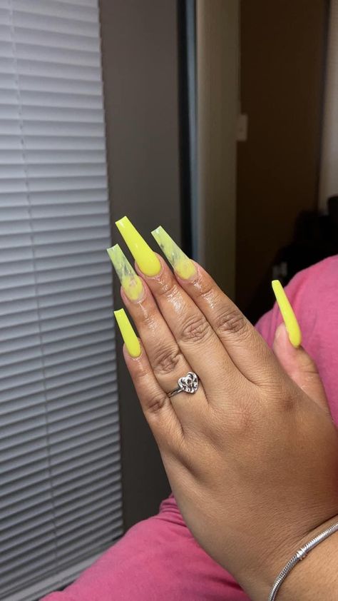 Marble Yellow Nails, Yellow Marble Nails, Yellow Aesthetics, Marble Detail, Marble Nail Designs, Acrylic Toes, Acrylic Toe Nails, Yellow Marble, Fancy Nails Designs