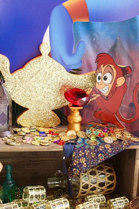 Diy Aladdin Decorations, Alladin Theme Birthday Party, Jasmine Princess Party, Aladdin Theme Birthday Party, Aladdin Jasmine Birthday Party, Aladin Birthday Party Ideas, Aladin Birthday Theme, Aladin Party Theme, Jasmine Princess Birthday Party Ideas