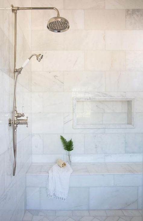 Tile Niche, Shower Marble, Design Interior Baie, Marble Shower Tile, Marble Showers, Master Shower, Master Bath Ideas, Bad Inspiration, Shower Niche