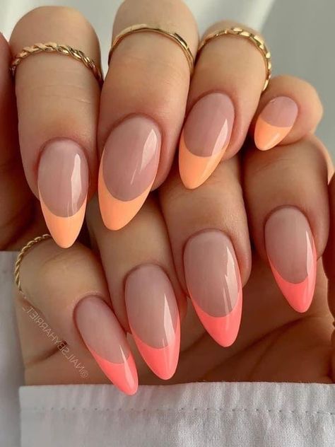 Top 10 Spring Acrylic Almond Nails: French Elegance & Trendy Designs Acrylic Almond Nails, Peach Colored Nails, Vacation Nails Beach, Beach Themed Nails, French Manicure Nail Designs, Seashell Nails, Almond Nails French, Beach Nail Art, Beach Nail Designs