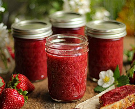 Strawberry Honey Butter Recipe, Ball Recipes Canning, Ball Strawberry Jam Recipe, Ball Canning Recipes, Strawberry Canning, Strawberry Honey Butter, Canning Butter, Strawberry Butter Recipe, Butterball Recipe