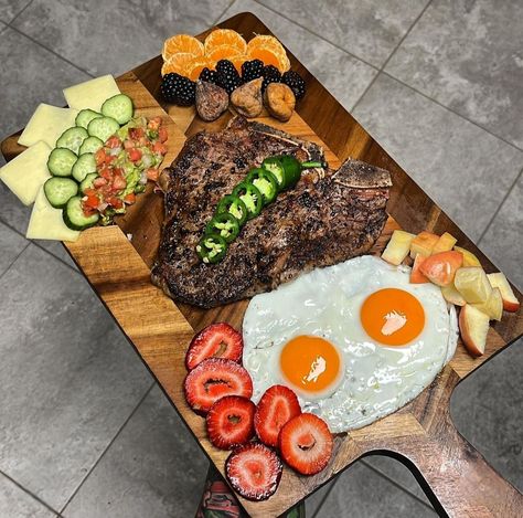 Eating Real Food, Steak Board, Animal Based, Carnivore Diet, Animal Based Diet, Ancestral Nutrition, Real Food Diet, Healthy High Protein Meals, Healthy Food Inspiration