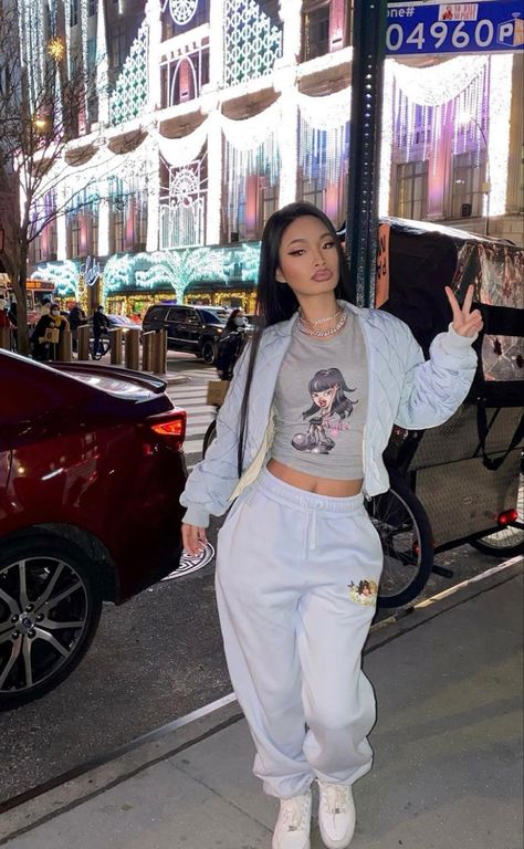 Jenny Lin, Baddie Fits