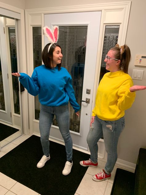 Classic Arthur and buster Halloween costume. 2019 style Arthur And Buster Costume, Arthur And Dw Costume, Arthur And Buster, Arthur And Dw, Halloween Coustumes, 2019 Style, Group Costumes, Purim, Cute Couple Pictures