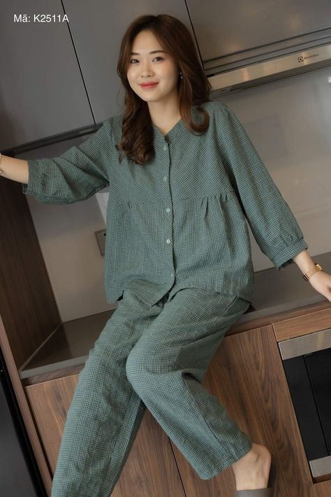 Pj Ideas, Pajamas Fashion, Night Suit For Women, Modest Tops, Comfy Casual Outfits, Pajama Fashion, Stylish Short Dresses, Myanmar Dress, Diy Vetement