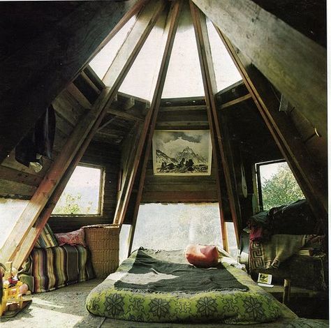 I think I have pinned this before- I don't care, I'll pin it a hundred times again, I love it so!* Dream House In The Woods, Casa Vintage, Attic Rooms, Hus Inspiration, Forest House, Boho Home, My New Room, House In The Woods, Apartment Therapy