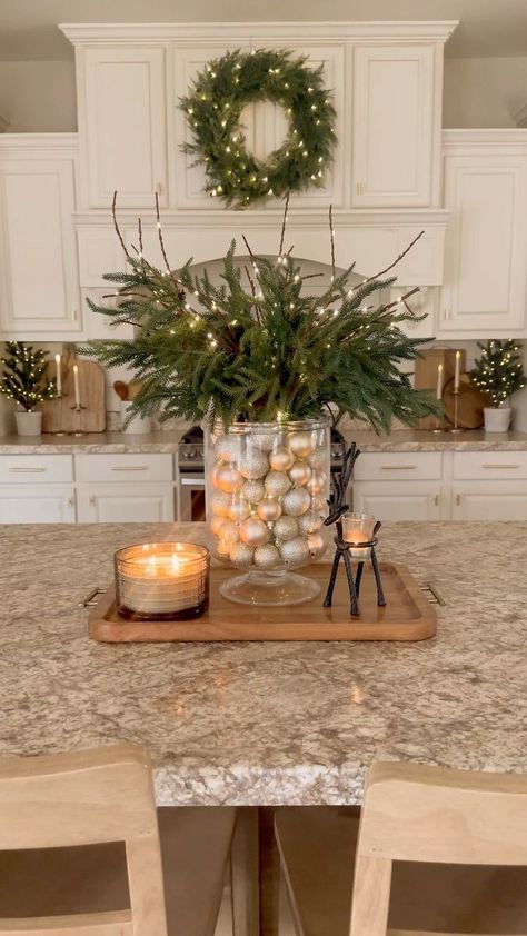 How To Decorate With Ornaments, Xmas Vase Decorations, Ornaments In Vases Centerpieces, Our Winton Home, Christmas Ornament Centerpieces Diy, Simple Christmas Centerpieces Diy, Cozy Christmas Home Decor, Christmas Vases Decorations Diy, January Home Decor