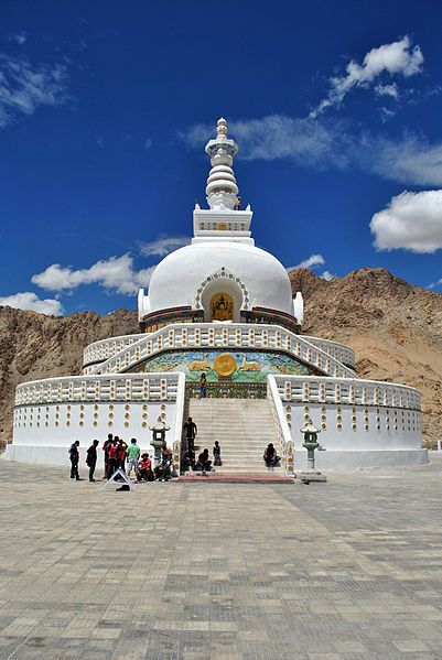 Shanti Stupa at Leh Buddha Wallpapers, Peace Building, Lord Buddha Wallpapers, Constitution Of India, Article 370, Buddha Quotes Life, Azad Kashmir, Buddha Temple, Amazing India