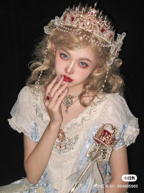 China Doll Aesthetic, Aesthetic Doll, Douyin Makeup, China Doll, Doll Aesthetic, China Dolls, Princess Aesthetic, East Asian, Photo Inspo