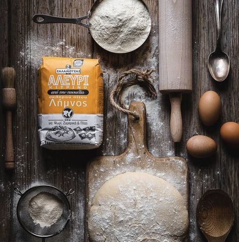 Flour Photoshoot, Grains Photography, Flour Advertising Design, Flour Product Photography, Flour Shoot Photography, Rustic Bread Photography, Arrowroot Flour, Oil Bar, Pizza Ingredients