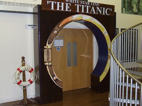 Titanic Party Ideas, Party Entrance Ideas, Titanic Prom, Titanic Wedding, Mormon Prom, Yearbook Mods, Titanic Birthday, Titanic Party, Cruise Ship Party