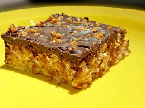 Skor Squares, Gluten Free Dessert Bars, Dessert Bar Recipes, Salty Desserts, Gluten Free Lemon Bars, Gluten Free Dessert, Toffee Bars, Ganache Recipe, Chocolate Roll