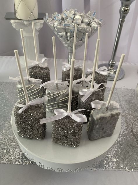 White And Silver Treats, Disco Themed Dessert Table, Disco Theme Desserts, Silver Snacks For Color Party, Black And Silver Treats, Prom Treat Table Ideas, Gray Birthday Theme, Black And Silver Dessert Table, Disco Party Dessert Table