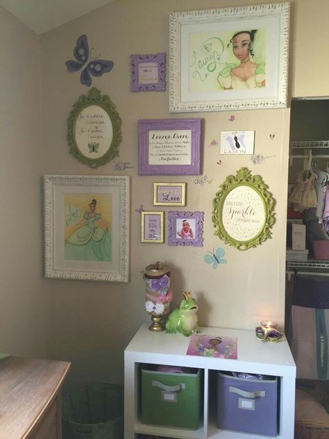 Princess Tiana Nursery Ideas, Princess Tiana Room Decor, Princess And The Frog Room Ideas, Princess And The Frog Bedroom Ideas, Princess Tiana Bedroom Ideas, Princess Tiana Nursery, Princess And The Frog Nursery, Tiana Bedroom, Frog Room Ideas