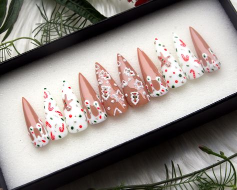 peep link for purchase Brown Winter Nails, Nails Xmas, Xmas Candy, Christmas Tree Snowflake, Candy Christmas Tree, Nails Brown, 3d Flower Nails, Thoughtful Gifts For Her, Winter Wonderland Christmas