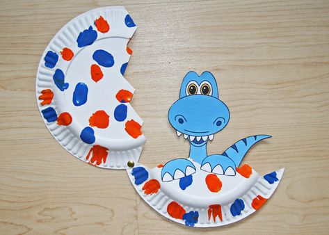 Egg Paper Craft, Dinosaur Crafts Kids, Dinosaur Art Projects, Dinosaur Crafts Preschool, Dino Craft, Dinosaur Theme Preschool, Dinosaur Craft, Dinosaur Activities Preschool, Storytime Crafts