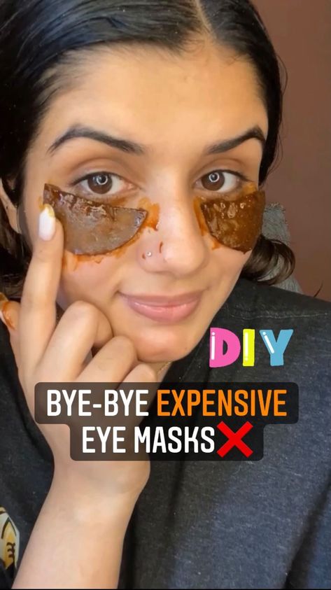 dishabatra08 on Instagram: DIY EYE MASK AT HOME😍 Bye-Bye expensive under eye masks! This is how you can make them at home super easily- ✨A cotton pad cut in halves… Home Made Under Eye Mask, Diy Undereye Mask, Diy Eye Patches Skin Care, Diy Under Eye Patches, Under Eye Mask Diy, Eye Mask Under Eye, Diy Eye Mask For Puffiness, Diy Eye Patch, Under Eye Lines