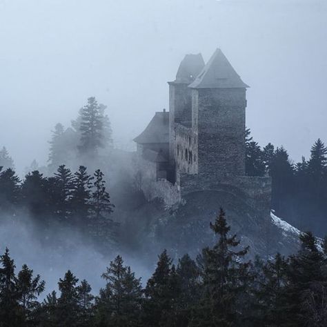 Where the Dark Ages never ended. Fog shrouded castle in Czech Republic. | By @kilianschoenberger #AllAbandoned Landscaping Colorado, Ireland Aesthetic, The Dark Ages, Dark Castle, By Kilian, Castle Aesthetic, European Castles, Creepy Pictures, Medieval Castle