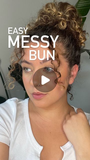 Loose Bun With Curls, How To Style Long Hair Easy Simple Messy Buns, Updos For Medium Length Curly Hair Easy, French Braid Into Messy Bun, Frizzy Hair Updo Easy, Curly Loose Bun, Easy Updo For Short Curly Hair, Nurse Hairstyles Curly Hair, Messy Bun Short Curly Hair