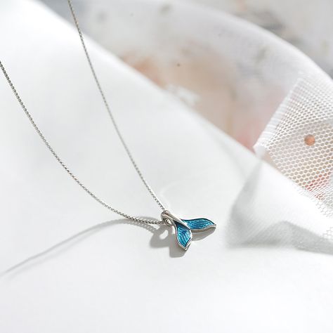 "Type: Necklace Name: Mermaid Fishtail This product is originally designed by \"yandan\" and is not allowed to be imitated. Using 925 silver 41.5+3.8cm, 2.35g The product uses S925, please dry the water or sweat on the product in time. ◆ GIFT: We give away beautiful jewelry boxes and alcohol pads for free, if what you buy is made of S925, we still give you silver polishing cloth for free. If you purchase more than four pieces, we will give you a transparent storage box of 10-12 squares. ◆ BEST A Ekor Mermaid, Blue Mermaid Tail, Whale Tail Necklace, Girls Choker, Whale Necklace, Shark Necklace, Teen Dress, Blue Mermaid, Ocean Jewelry