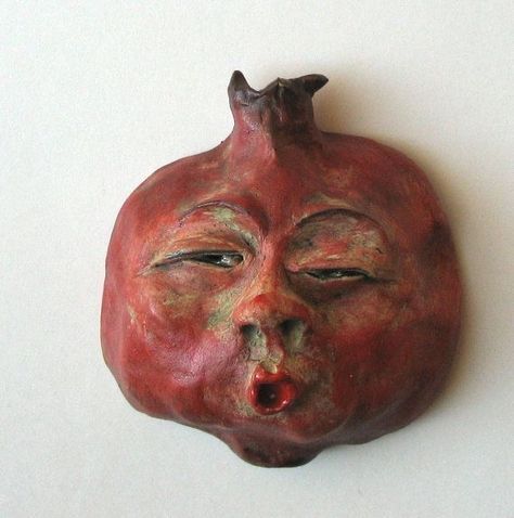 Pomegranate Art, Ceramic Apple, Pomegranate Fruit, Paper Mache Crafts, Clay Studio, Texture Inspiration, Clay Faces, Modern Pottery, Polymer Clay Miniatures