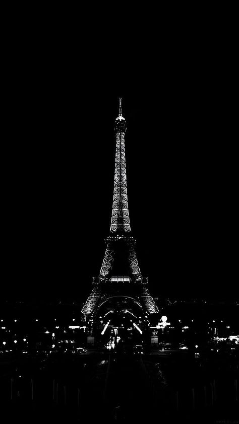 Eifell Tower Pictures, Efile Tower, Black And White Wallpaper Iphone, Iphone Wallpaper Lights, Purple Wall Art, Paris Wallpaper, Black And White Picture Wall, Cute Black Wallpaper, Night Scenery